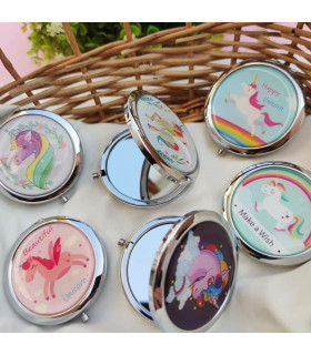 آیین فانتزی تک شاخ فلزی