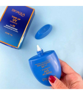 ضد آفتاب فاقد چربی بیوآکوا